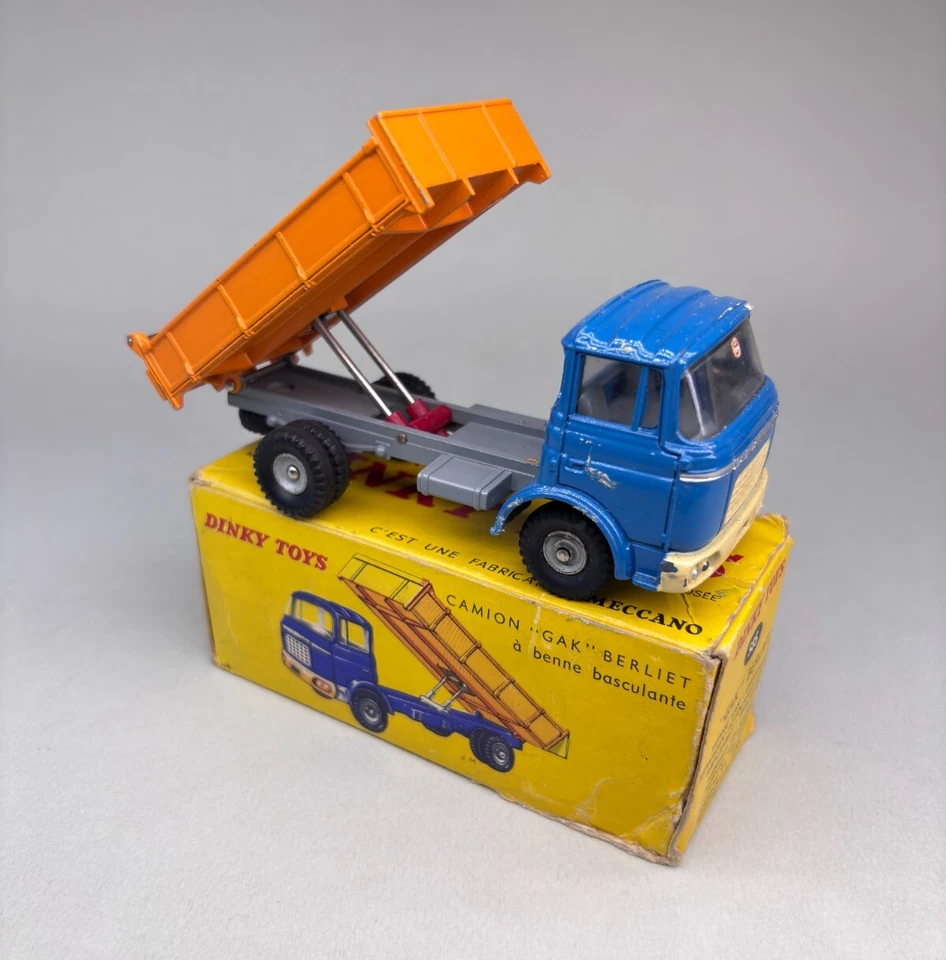 DINKY TOYS MODELLINO CAMION GAK BERLIET VINTAGE MECCANO SCATOLA ORIGINALE 1/43 - Immagine 2 di 4