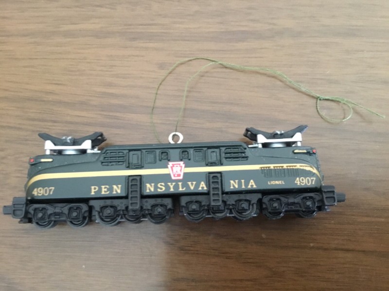 Hallmark 1998 Pennsylvania 4907 Lionel Train Locomotive Christmas Ornament