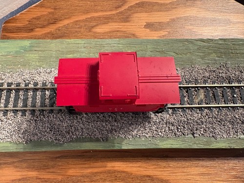 HO Scale 20’ Vintage Virginia & Truckee RR Caboose # 5 (25-021) - Picture 5 of 6