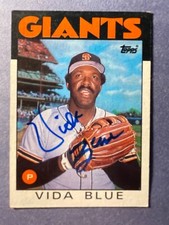 SIGNED VIDA BLUE 1986 TOPPS AUTOGRAPHED CARD - GIANTS
