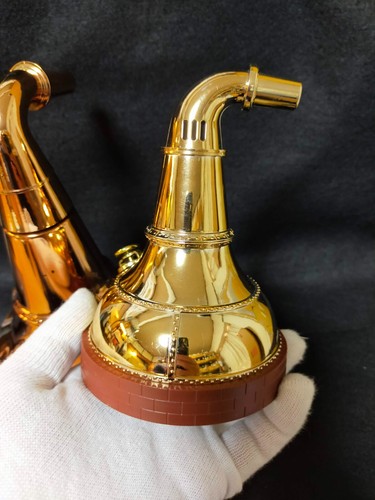 (Empty) Nikka Kingsland Whisky Pot Still Bottle & Mini Lighter Limnited Japan - Picture 9 of 9
