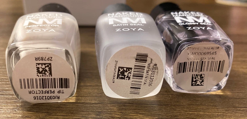 Mini juego de manicura Zoya Naked de 3 piezas: sello brillante, sello satinado y perfeccionador de puntas nuevo en caja Foto 3 de 4