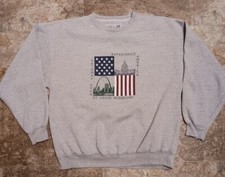 90's Vintage St. Louis Missouri Gray Souvenir Sweatshirt Size XL 23.5" x 28"