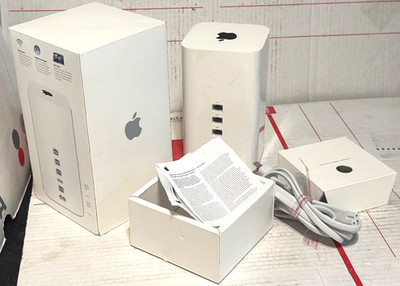 APPLE AIRPORT EXTREME 6TH GEN ME918LL/A  WIRELESS ROUTER 3GB A1521  -EXCELLENT!