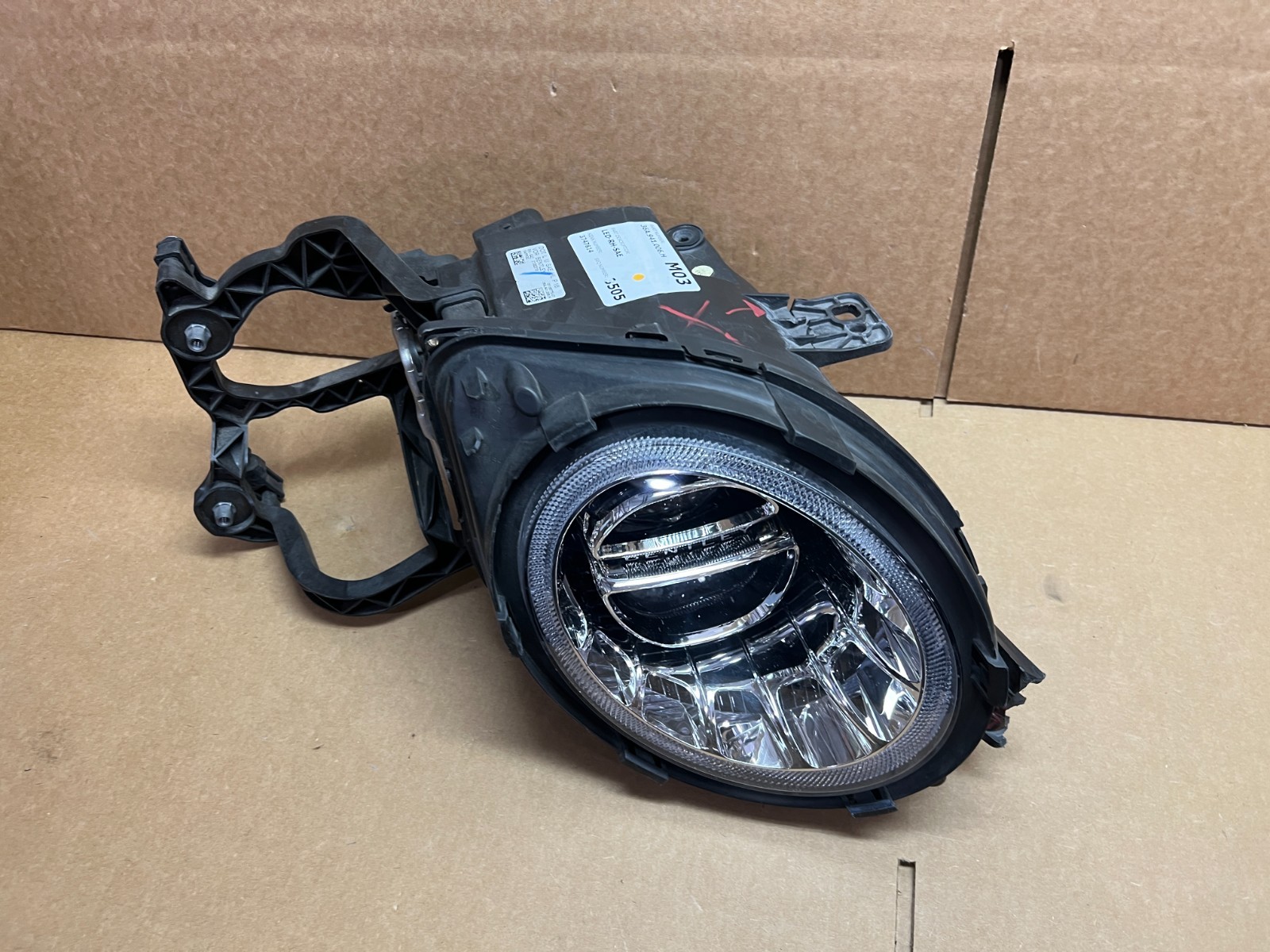 Bentley Bentayga 2017-2020 Right Headlight