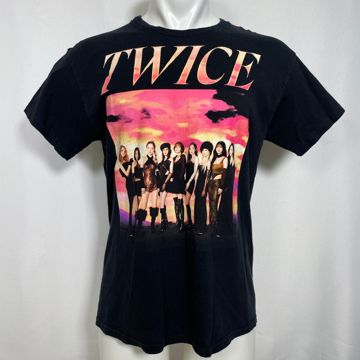 TWICE LA Pop-Up World Tour Ready to Be K-Pop Black T-Shirt Men's