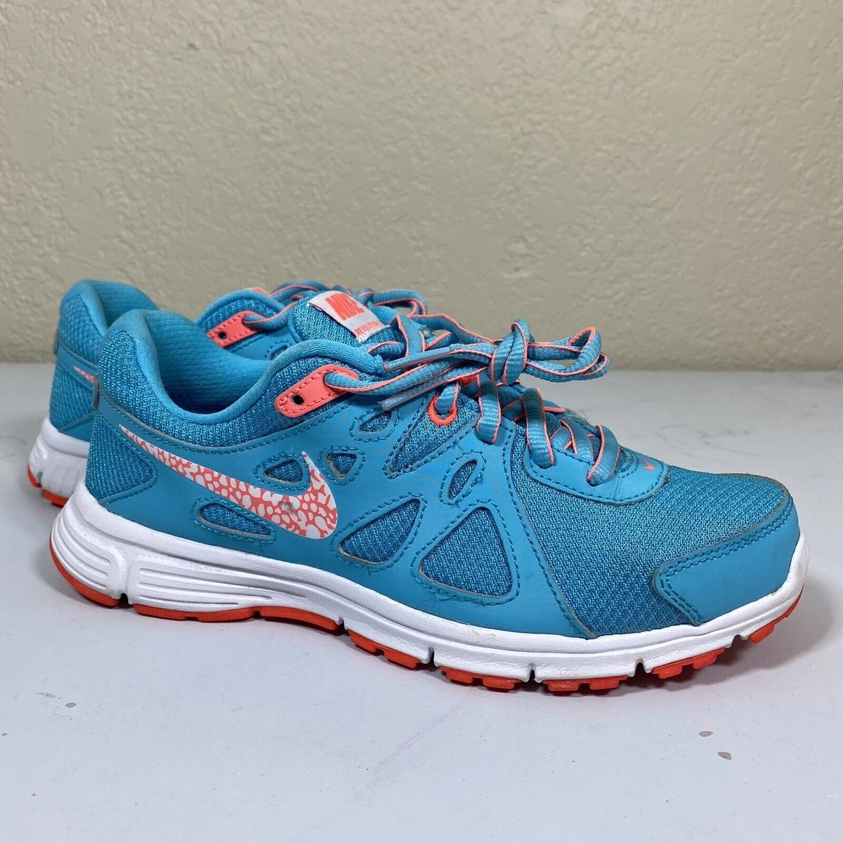 Nike women's revolution top 2 running shoe