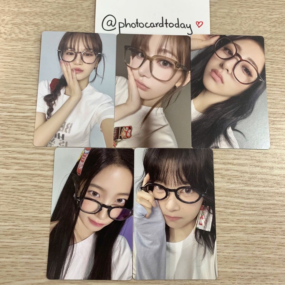 LE SSERAFIM HOT MINI ALBUM COMPACT WEVERSE TINCASE CHAEWON LE SSERAFIM HOT MINI ALBUM COMPACT WEVERSE TINCASE CHAEWON