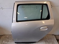 Porte arrière et accessoires Dacia LOGAN