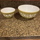 Vintage Pyrex Crazy Daisy Spring Blossom Green Nesting Mixing Bowls 401 & 403