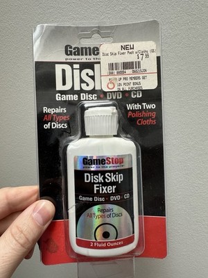 GameStop Disk Skip Fixer Repair NOS CD DVD 2 fl oz Two Cloths NEW SEALED