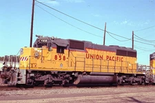 ORG SLIDE UPY 858 SD38-2 X-MP