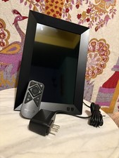 Nixplay 10 Wi-Fi Digital Picture Frame W10F Remote Included Tested Works