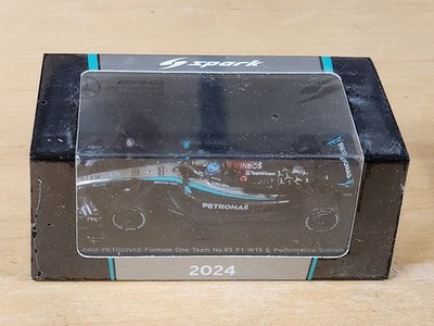 2024 #63 George Russell Mercedes W15 Bahrain GP 1/64 SPARK Formula 1 F1 Diecast
