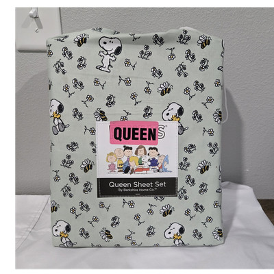 Berkshire Home Co Peanuts Snoopy Woodstock Queen Sheet Set of 4 Bee's Daisies 