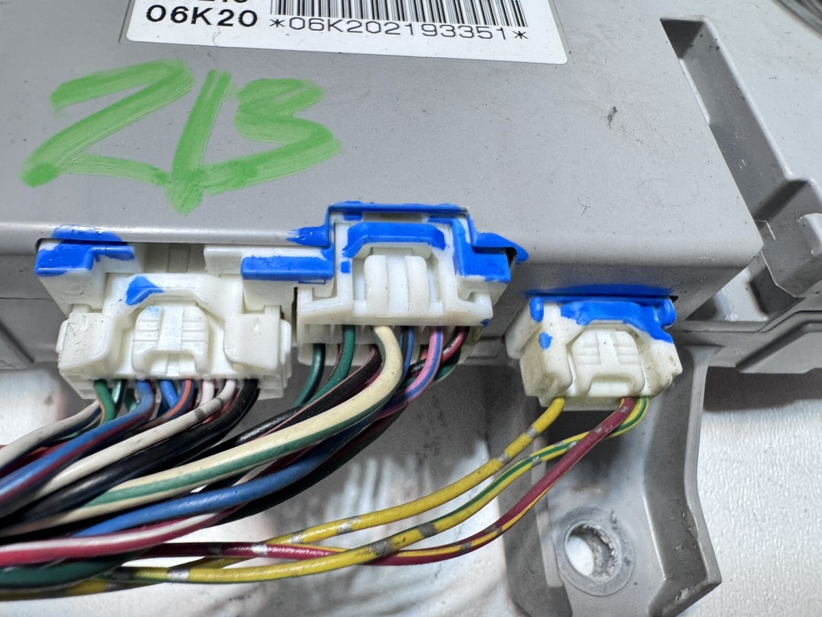 2006-2007 Mazda 6 Body Computer Control Module Unit BCM BCU GP7B