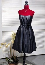 Davids Bridal Women's Black Strapless Taffeta Dress Feather Detail Size 10 369