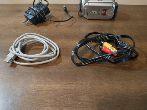 JVC Everio GZ-MG21U 20GB Hard Disk Video Camera Camcorder - Read Description- RJ - Picture 2 of 9