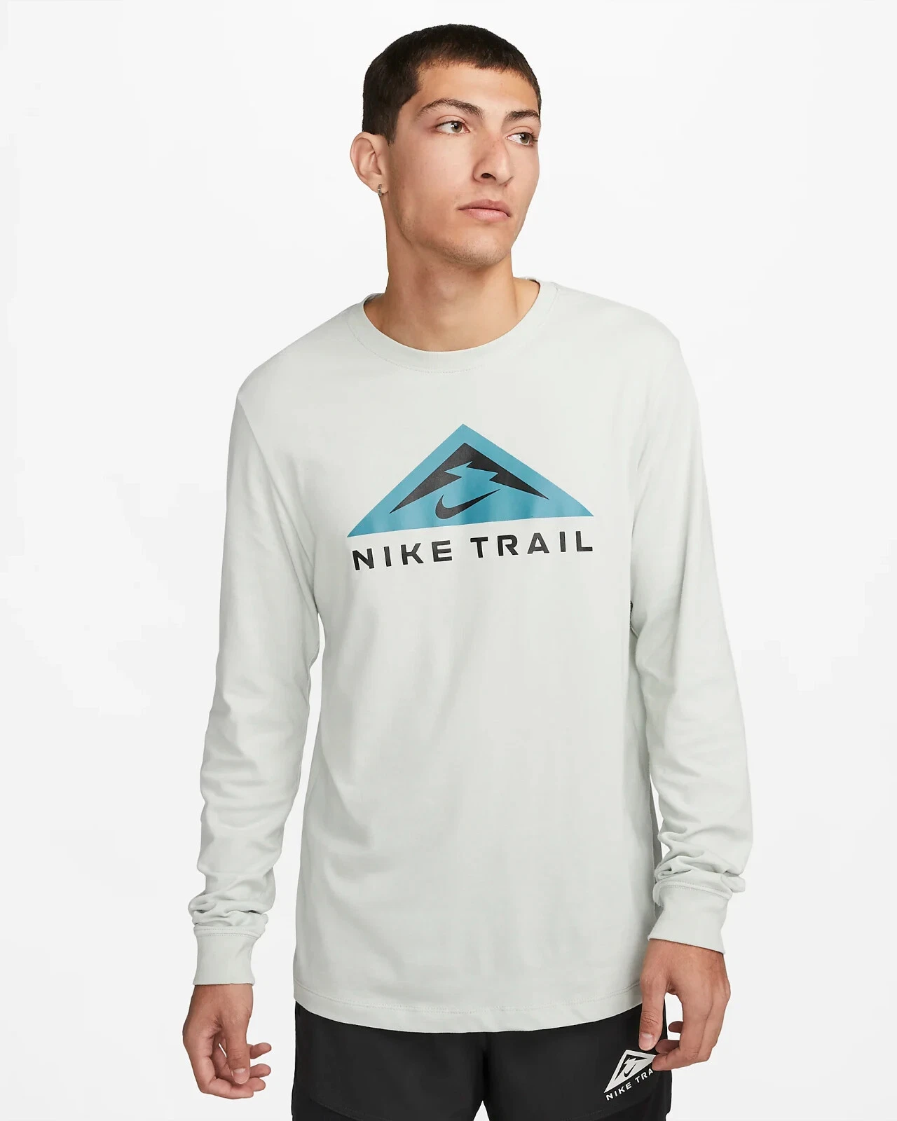 $45 NEW Men's Nike Dri-FIT Long Sleeve Trail Running Crew Top DV9381-034 Small