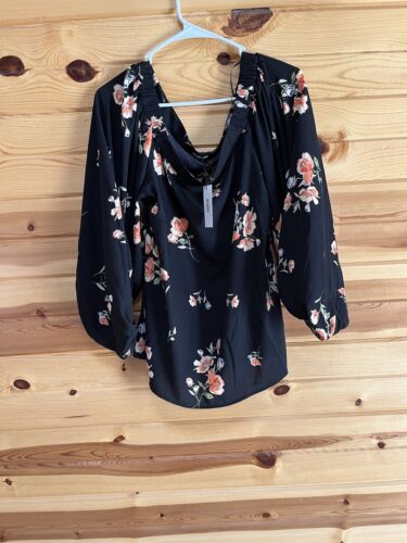 Women’s NWT Sugar + Lips Floral Puff Sleeve Off The Shoulder Black Floral Medium