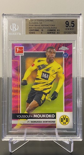 Youssoufa Moukoko [Pink Wave Refractor] #29 2020 Topps Chrome Bundesliga card