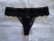 VIBES WEEKEND, Thong in Size XS, Colour in Black