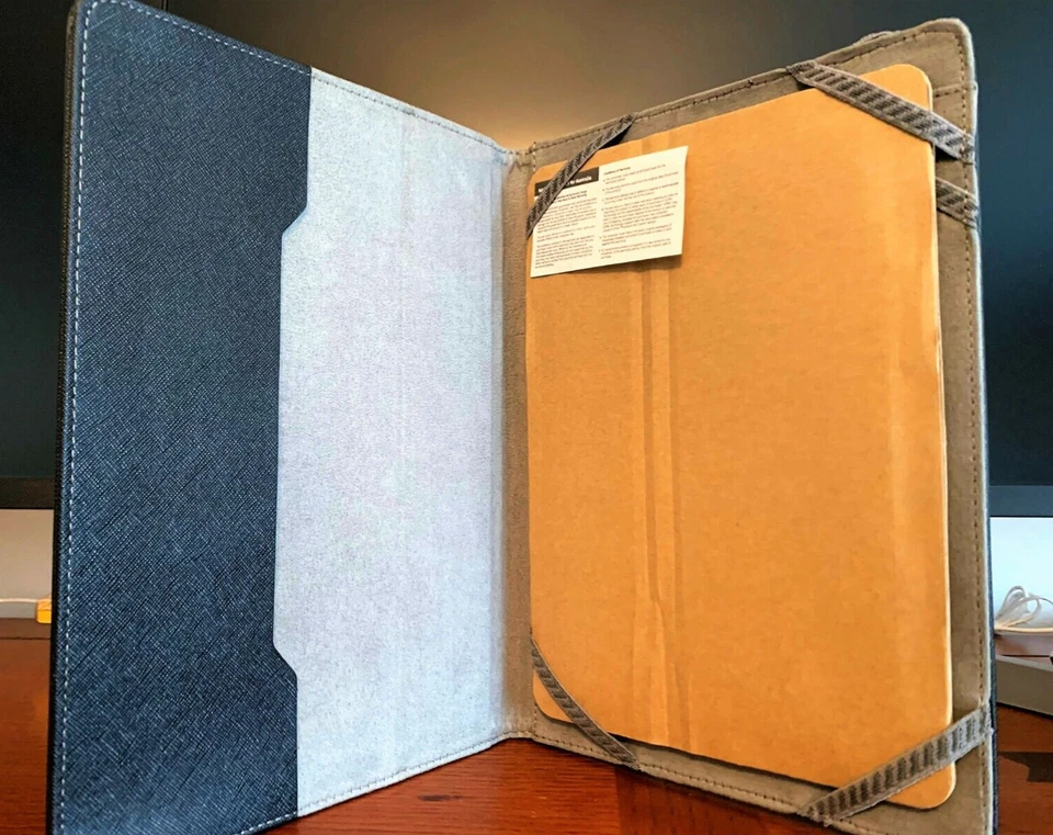 Griffin Passport Tablet And E - Reader Case L/XL - Image 3 of 3