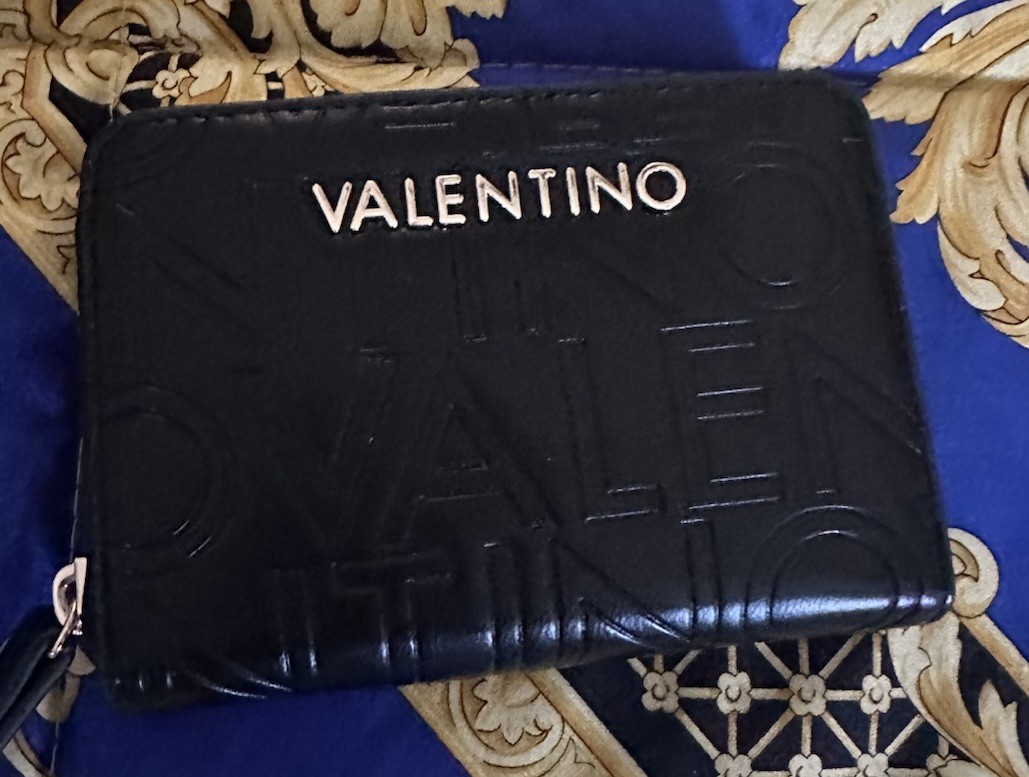 【VALENTINO】LOGO WALLET Valentino Wallet Black Zip Around New without box COA | eBay