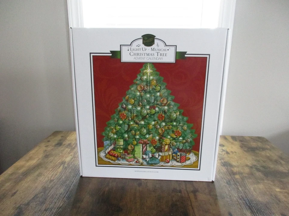Byers’ Choice Delightful Musical Wooden Christmas Advent Calendar w/Lights - Image 3 of 4