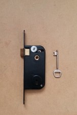 serrure à encastrer