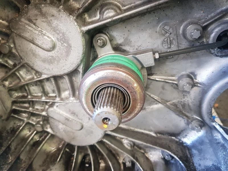 12-18 W176 MERCEDES A-CLASS GEARBOX 1.5 DIESEL OM607.951 K9KF452 6 SPEED MANUAL - Image 3 of 4