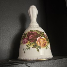 Royal Albert Old Country Roses Dinner Bell 4 3/4 Inch 1962 Mint Condition
