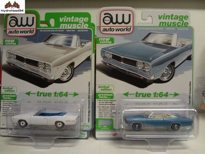 Auto World 1968 Dodge Coronet 500 Convertible AW64532 A&B Pair 1