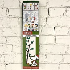 Peanuts Window Clings Christmas Snoopy Lucy Charlie Linus  Peel Stick NEW