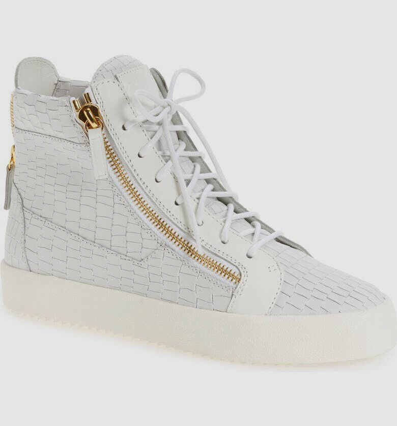 $850 Giuseppe Zanotti Men's White High-Top Snakeskin Sneaker $850 Giuseppe Zanotti Men's White High-Top Snakeskin Sneaker