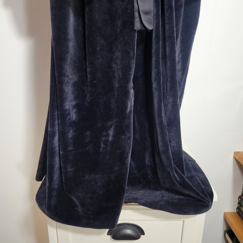 Jones New York Large / Extra Large Black Velvet Longsleeve Heavyweight Robe - Picture 4 of 12