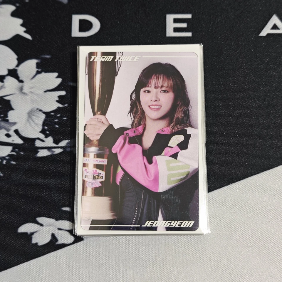 TWICE World Tour Ready To Be in Japan FC Lottery LTD Official Clear Photocard - image 3 of 4