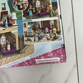 (41068) NEW SEALED RETIRED LEGO Disney: Arendelle Castle Celebration Damaged Box
