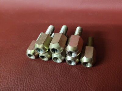 Aston Martin Classic AMV8 gebraucht original Satz 8 Cradle Plate Schrauben