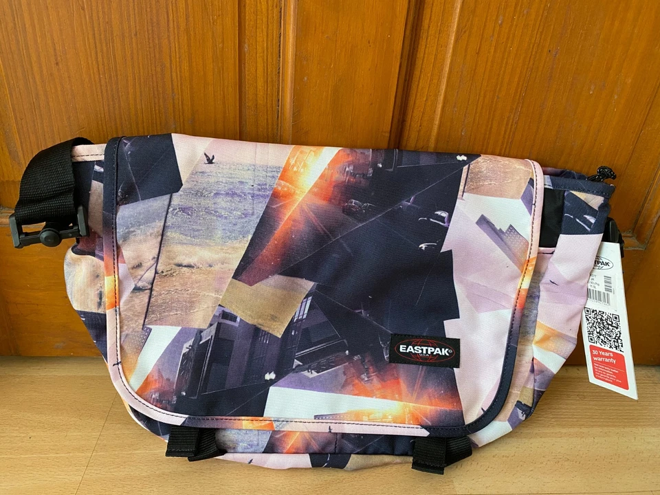 Borsa Eastpak JR Messenger anni 90 Pop 11,5L Delegato Unisex Nuova con etichette Nuova RARISSIMA - Immagine 2 di 4