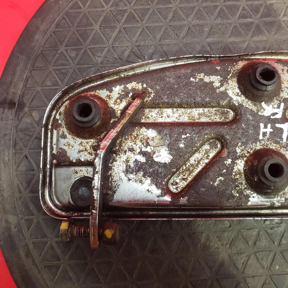 2003 MOTO GUZZI CALIFORNIA LEFT FOOT REST — 第 3/4 张图片