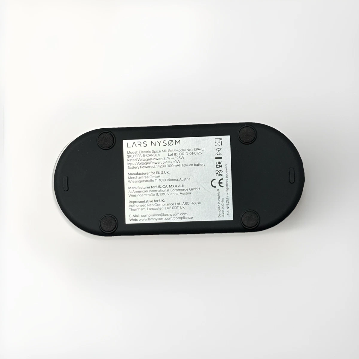 LARS NYSOM Base Model spa-5 photo 2