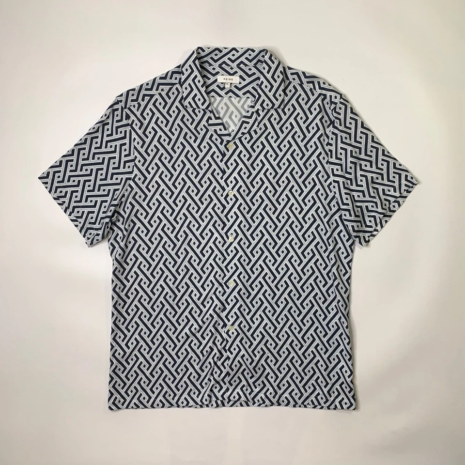Camisa Reiss Para Hombres XL Extra Grande Blanca Azul Marino Viscosa Uptown Cuello Cubano Abotonada Foto 2 de 4