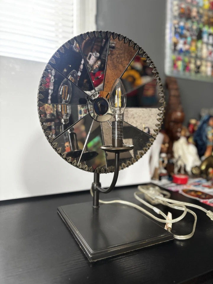 Lámpara caleidoscopio Pottery Barn (regulable) Foto 3 de 4