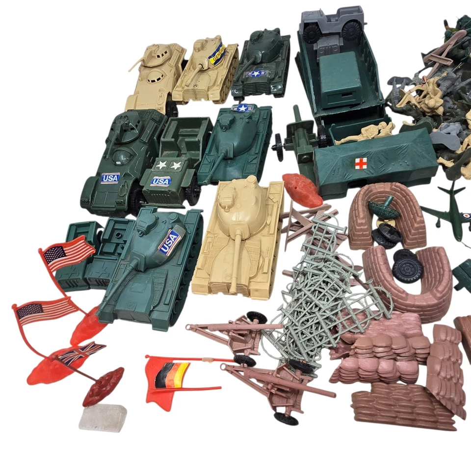 Массивный винтажный армия мужчин танки и пушки лот 250 + солдат читать - Изображение 2 из 4