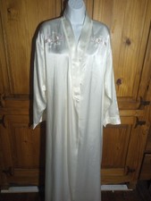 Vintage Barbizon Long Robe Off White Silky Nylon Satin No Belt Very Nice