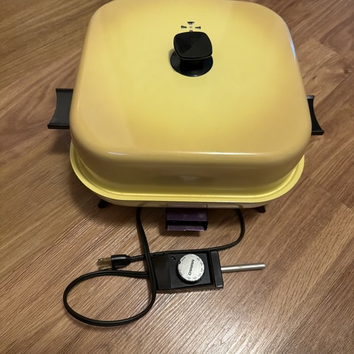 Vintage MIRRO-MATIC Electric Buffet Server Skillet Harvest Gold M-0282-35 Tested