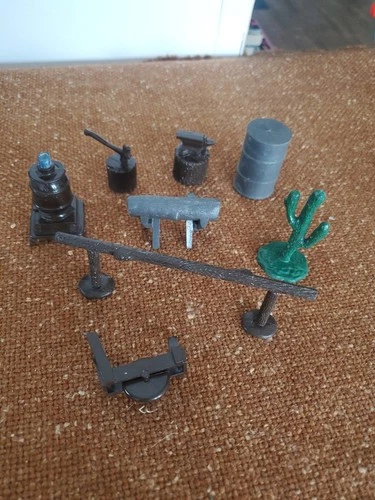 MARX  BAR-M-RANCH  Western Ranch Set Tin Toy Litho Cabin Accessories Tools