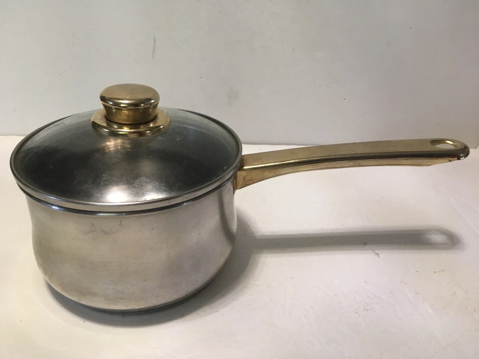 Chef's Secret Professional Series Cookware 2 Qt Pot 18/10 Stainless Steel Gold