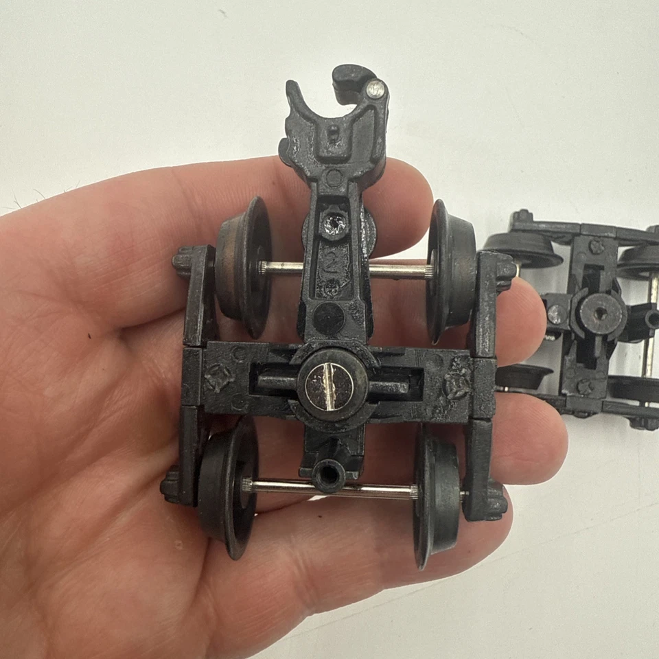 K-LINE O GAUGE 2 SPRUNG DIECAST BLACK TRUCKS K-5001 - LOT OF 2 ***READ*** - Image 2 of 4